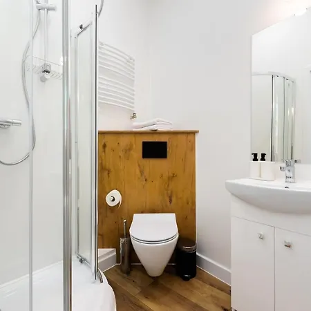 National Stadium Cosy By Bookinghost Appartement *