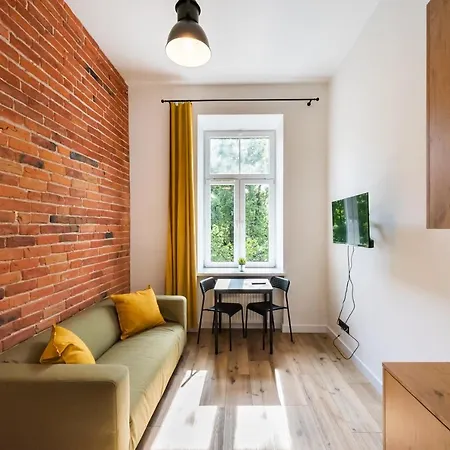 National Stadium Cosy By Bookinghost