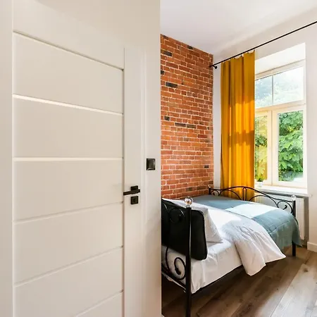 National Stadium Cosy By Bookinghost